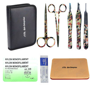 Kit Completo de Herramientas de Entrenamiento Médico con Pinzas y Almohadilla de Silicona para Sutura, Juego de Instrumentos Quirúrgicos que Incluye Tijeras - Product Image 1