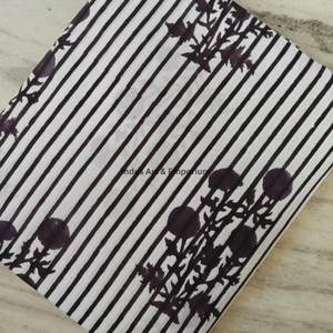 Tissu en coton imprimé traditionnel Jaipuri, coton cambriqué imprimé au bloc 60x60, tissu en coton à motifs. - Product Image 5