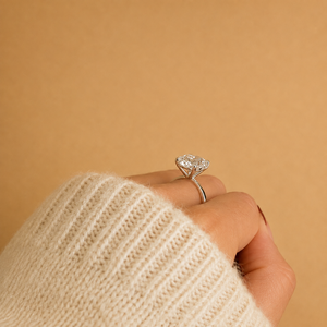 Bague solitaire ovale en diamant de laboratoire de 5 carats, 4 griffes, couleur E, clarté VVS2, certifiée IGI, or blanc 14 carats, luxe, pour femme, fiançailles - Product Image 4