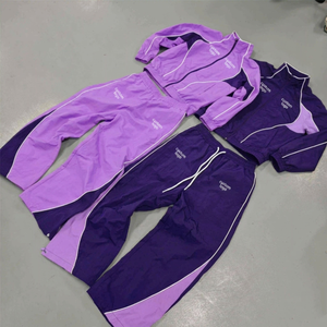 Ensemble de survêtements unisexes pour hommes avec veste zippée réfléchissante à logo personnalisé et short de sport en nylon coupe-vent - Product Image 4