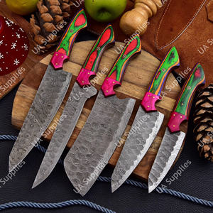 Juego de Cuchillos de Cocina Ultra Afilados de 5 Piezas, Forjados a Mano en Acero de Damasco, Estilo Martillado, Coloridos, Ergonómicos, con Funda de Cuero y Madera - Product Image 6