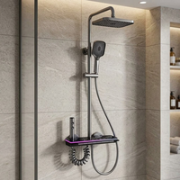 Ensemble de robinetterie de douche thermostatique murale de luxe moderne avec finition brossée et jet de pluie massant pour salles de bain d'hôtels et d'appartements