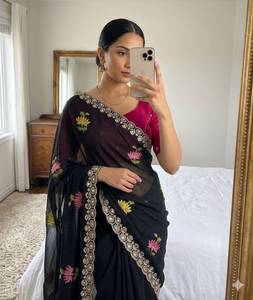 Sari de seda Rangoli con bordado en toda la prenda, hermoso diseño floral y trabajo con espejos reales con borde recortado. - Product Image 2