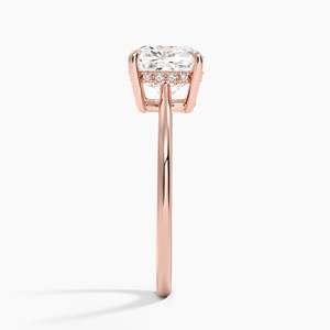Bague solitaire en moissanite taille coussin or rose avec halo caché - Product Image 6