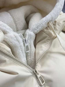 Vestes matelassées pour hommes en gros pour la saison hivernale, manteaux en duvet chauds OEM, vestes matelassées légères - Product Image 5