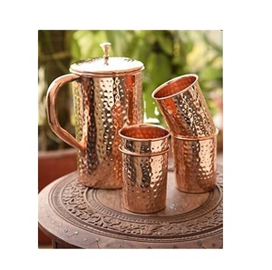 Pichet en cuivre de qualité standard et cruche à eau en cuivre tendance en verre avec poignée Logo et design personnalisés - Product Image 1