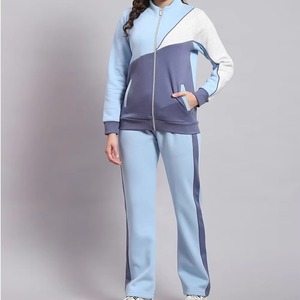 Ensemble de survêtement d'été pour femme en tissu polaire durable à haute densité (GSM), 2 pièces, manches courtes et short, idéal pour la course et l'entraînement - Product Image 2