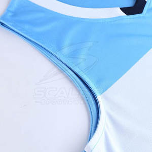 Nouvel uniforme de basketball élégant avec couleurs personnalisées et designs uniques, idéal pour l'identité et les performances d'équipe - Product Image 4