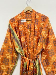 ชุดคลุมยาวแบบคิโมโนผ้าไหมอินเดีย คอวี ปิดด้วยเชือกผูก เหมาะสำหรับผู้หญิง ชุดนอน ชุดเพื่อนเจ้าสาว ชุดคลุมสำหรับคนท้อง สไตล์โบฮีเมียน ชุดคลุมอาบน้ำ - Product Image 5