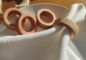 Premium Stocked Eco-Friendly Wooden Napkin Rings Handmade American Style Smooth Finish Customized Size Dining Table Accessories - Product Image 5