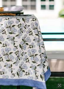 Mantel de algodón 100% puro con estampado a mano indio en denim y azul bebé, diseño de borde, cubierta de mesa para fiestas - Product Image 2