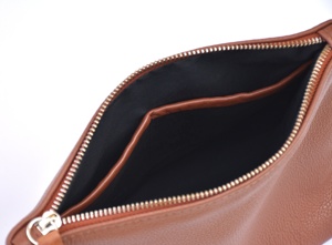 Bolsas de Cosméticos de Cuero Negras de la Mejor Calidad, con Cierre, Resistentes al Viento, Impermeables y a Prueba de Agua - Product Image 2