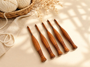 Ganchos de Crochet Hechos a Mano de Madera de Palisandro |   Agujas Suaves para Crochet - Product Image 5