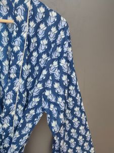 <b>Navy</b> Blue Floral Cotton Kimono Robe Women's Full Length Long Sleeve Casual Sleepwear Mandarin Collar Printed Woven Fabric - Product Image 2