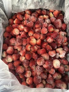 FROZEN STRAWBERRY- PREMIUM GRADE NATURAL <b>SWEET</b> TASTE - Product Image 5