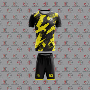 Maillot de football personnalisé de haute qualité 100% polyester à col rond et manches courtes Respirant Séchage rapide Vêtements d'entraînement de football - Product Image 1