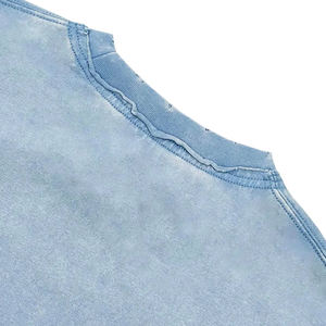 Camisetas Negras Lisas Personalizadas al por Mayor, de Algodón 100% de 230 g/m², Estilo Oversize, con Lavado Ácido y Efecto Nieve - Product Image 5