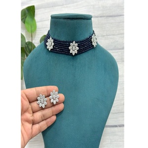 Precioso conjunto de gargantilla de moda con cuentas de latón de primera calidad, circonita blanca pulida y perlas, con pendientes, para regalo de boda, para mujer. - Product Image 1