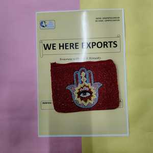 Porte-monnaie Hamsa perlé rouge fait main, élégant, avec motif œil protecteur, pochette zippée artisanale pour femmes, filles, cadeaux et usage quotidien - Product Image 1