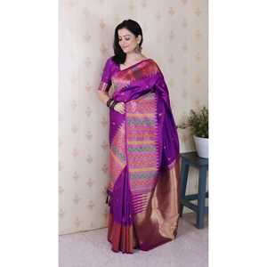 Sari en soie douce violette Meenakari Zari tissé avec bordure de temple, écharpes et châles ethniques - Product Image 3