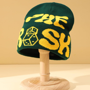 Bonnet tricoté unisexe OEM personnalisé de haute qualité 100 % acrylique, avec étiquette tissée teinte à la lettre, pour l'hiver, le ski et le pêcheur, modèle adulte courant - Product Image 3