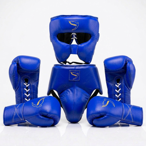 Ensemble d'équipement de boxe pour entraînement et sparring : protège-tête, protège-guêtres, gants à lacets en cuir, design camouflage, poignées respirantes - Product Image 4