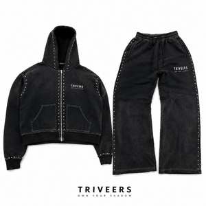 2026 Triveers Custom Oversized Rhinestone Tracksuits Baggy Style Acid Washed Zip up Hoodie and Sweatpants Set For Men's - Product Image 4