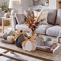 Décorations en bois : Ensemble de 3 citrouilles en bois pour l'automne, Thanksgiving, Halloween, écologiques, style ferme, centre de table ou de cheminée avec raphia
