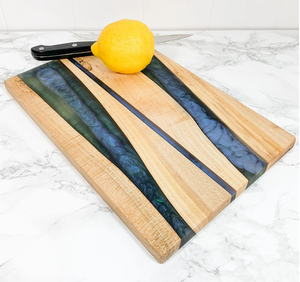 Planche à découper en résine époxy et bois de qualité supérieure pour couper les fruits, les légumes et la viande, planche à découper ronde de luxe pour ustensiles de cuisine - Product Image 3