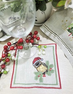 Serviettes de cocktail de Noël personnalisées brodées hibou, bordure rouge et verte, sous-verres en lin naturel réutilisables pour événements domestiques et bars – Vente en gros - Product Image 3