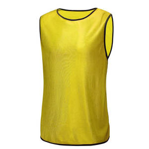 Chalecos de Entrenamiento de Fútbol Sublimados Reversibles de Primera Calidad, Chalecos Deportivos de Secado Rápido y Cómodos, Chalecos de Fútbol de Malla con Logotipo Personalizado - Product Image 2