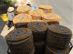 Cuerda de Fibra de Coco Natural Disponible, Ecológica, de Fábrica en Vietnam, para Envolver Árboles, Atar Plantas, Agrupar y Empacar - Product Image 2