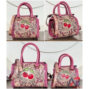 Bolsos de Viaje Pequeños de Cuero con Diseño Floral de Cerezo Rosa de Lujo, Estilo Occidental, Lindos Bolsos Cruzados para Gimnasio y Deportes - Product Image 1