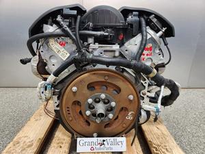 Moteur LS2 à vendre - Bloc long V8 6.0L testé, faible kilométrage, compression vérifiée, prêt à être expédié pour projets de remplacement dans le monde entier - Product Image 6