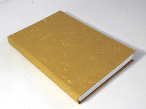 Carnet de composition artisanal jaune moutarde Camelon Exports, couverture rigide, points dorés, reliure cousue, 48 feuilles, cadeau - Product Image 2