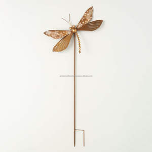 Piquets de jardin décoratifs en métal pour l'aménagement paysager extérieur, piquets de support pour plantes en fer résistants à la rouille pour la décoration du jardin domestique - Product Image 6