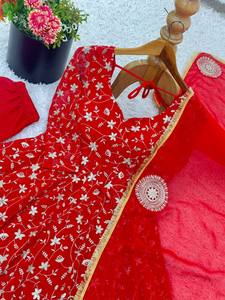Robe de soirée pour femme en velours de viscose lourd, ornée de sequins, de style ethnique moderne, faite à la main, pour l'hiver, le printemps, l'été, les festivals, Diwali, les mariages. - Product Image 5