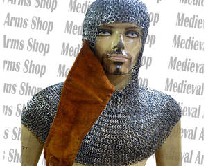 Capa de Malla Metálica Medieval de Acero Suave con Diseño en Zig-Zag y Anillo de Latón, Calidad Premium para Cosplay, Reenactamiento y Época Histórica - Product Image 6