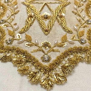 Broche de revers maçonnique personnalisée en métal doré, émail souple, motif floral, souvenir - Product Image 2