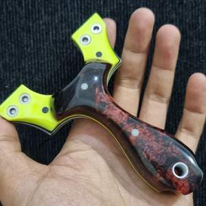 Resortera Táctica de Alta Resistencia NFZ Leopard con Núcleo de Aluminio, Resina Micarta, Madera G10 y Kuningan, 300g, Estructura Robusta para Exteriores - Product Image 6