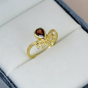 Natural Red <b>Garnet</b> Crown <b>Ring</b> Gold Plated Solid 925 Sterling Silver Vintage <b>Ring</b> Bezel Set Women's Gemstone Engagement <b>Ring</b> - Product Image 2