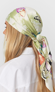 Bufandas cuadradas con estampado digital personalizado a la moda, tela suave y ligera, accesorios elegantes perfectos para suministro a granel - Product Image 6