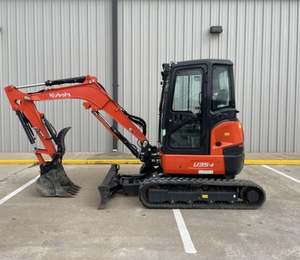 Mini-excavatrice Kubota U35-4 d'occasion, modèle 2021, comme neuve – Poids : 8 000 lbs, puissance du moteur : 23,9 CV - Product Image 1