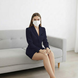 Ensemble de jupes personnalisées OEM tendance pour femmes, comprenant un crop top à capuche avec impression de logo décontractée, idéal pour l'hiver - Product Image 2