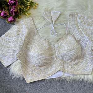 Blusa de Diseño, Hermosa, Hecha a Mano, de Seda Italiana con Fusión de Tricot, Lista para Usar, Completamente Cosida - Product Image 4
