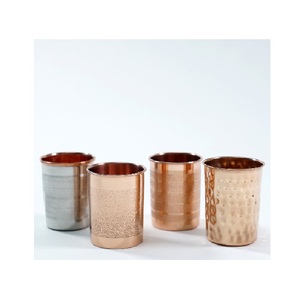 Verre à boire élégant en cuivre, fait main, récipient traditionnel pour le bien-être, vaisselle élégante pour la cuisine, articles métalliques durables - Product Image 2