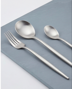 Ensemble de couverts minimalistes en acier inoxydable, poli miroir, passe au lave-vaisselle, pour mariage, cuillère, fourchette, couteau - Product Image 5