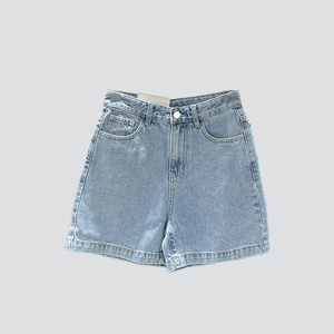 Shorts de Mezclilla de Alta Calidad para Mujer, con Cintura Alta, Detalles Artísticos en Paneles, Lavado Vintage, Corte Holgado - Product Image 3
