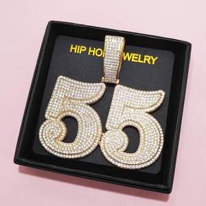 Colgante de Plata Personalizado con Letra y Número Grande, Moissanita, Regalo Personalizado, Joyería Hiphop Brillante, Accesorios para Hombre - Product Image 3