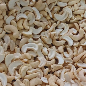 Factory Price SANTIGO <b>Nuts</b> <b>Kernels</b> Broken Kaju Kaju Cashew <b>Nuts</b> Low MOQ Vietnam Origin - Product Image 1